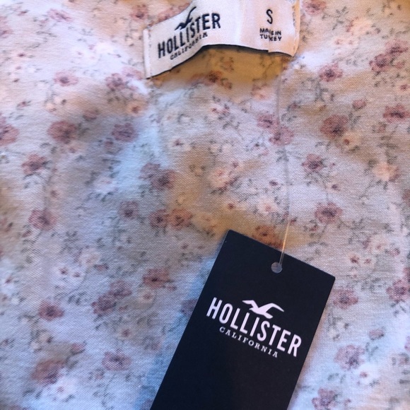 Blue floral Hollister dress - Picture 4 of 4